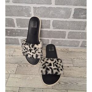 DV dolce vita |‎ Faux Fur Slide Sandal In Black Animal Print White Size 8